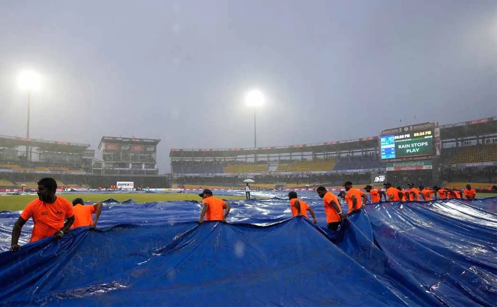 India-Pak match canceled due to rain! Happening again today